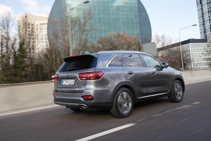  Kia Sorento EcoDynamics (UM) 2018 года  (WW) (фото 14 из 21)